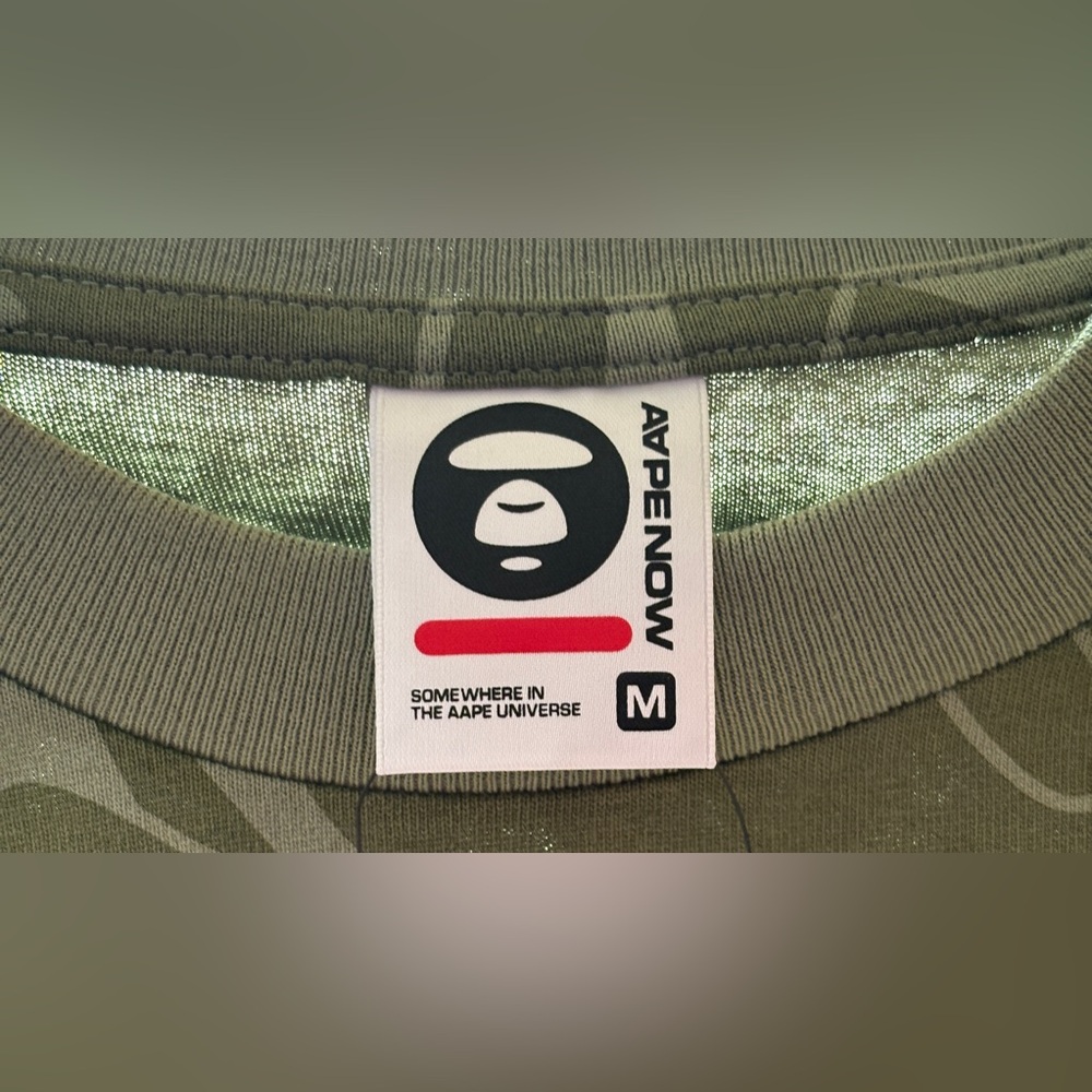 AAPE by A Bathing Ape "Universe" Tee - Picture 3 of 4